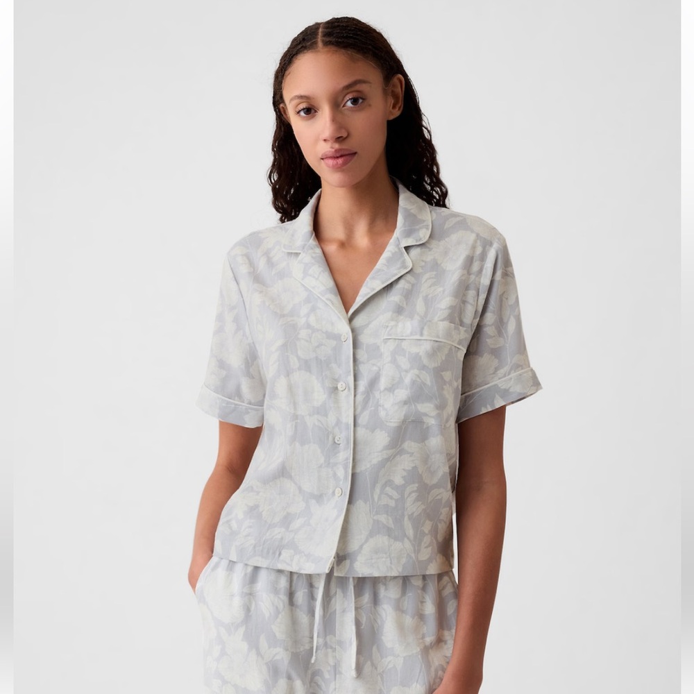 NWOT GAP Women’s Linen Blend Short Sleeve and Shorts PJ Pajamas Size Large